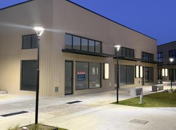 Local comercial · 167m² · 2 Ambientes · Local Comercial en Alquiler