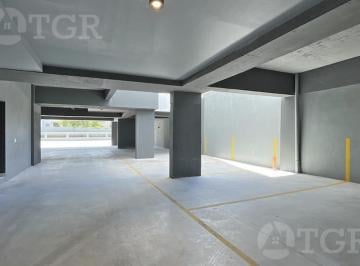 Garage · 13m² · Cochera Fija en Venta Centro de Caseros