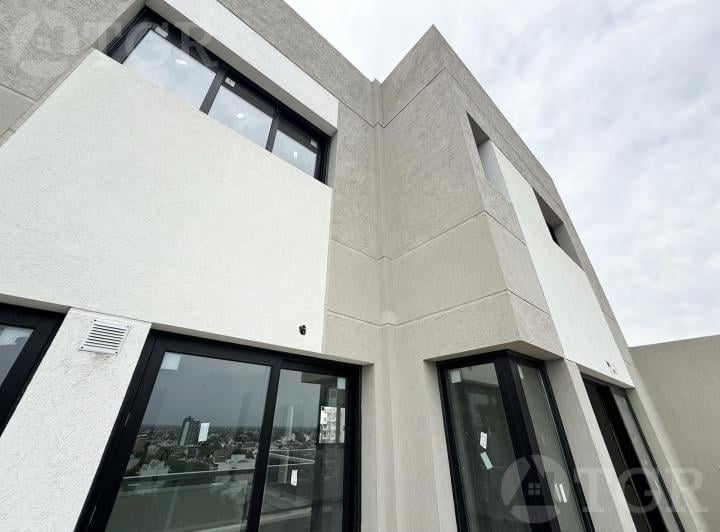 Departamento · 136m² · 5 Ambientes · 1 Cochera