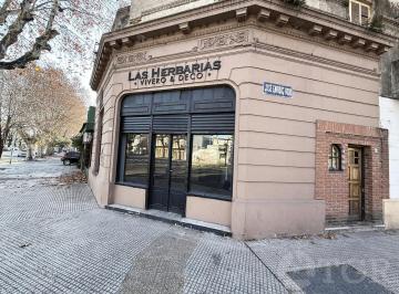 Local comercial · 44m² · 1 Ambiente · Local en Parque Avellaneda