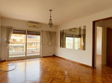 Departamento de 3 ambientes, Flores · Venta 3 Amb Muy Amplio y Luminoso