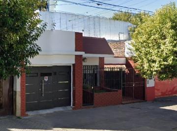 Casa · 145m² · 5 Ambientes · Venta Casa 3 Dorm. en Barrio San Martin Al Frente