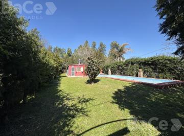 Casa · 55m² · 3 Ambientes · 2 Cocheras · Casa con Jardín + Pileta en Villa Amelia