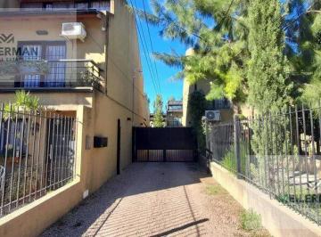 Casa · 104m² · 4 Ambientes · 1 Cochera · Casa en Don Torcuato