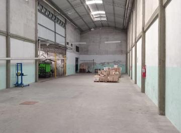 Bodega-Galpón · 400m² · 1 Ambiente · Galpón en La Calle Ucrania Lanus