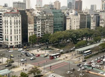 Oficina comercial · 586m² · 12 Ambientes · Oficina en Venta Av 9 de Julio Toda La Vista Panoramica a Ciudad!