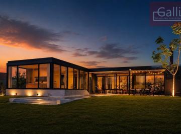 Casa · 190m² · 3 Ambientes · 3 Cocheras · Alquiler Casa en Barrio El Cantón Escobar Lote a La Laguna