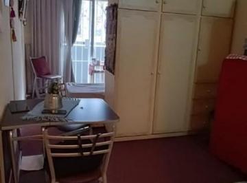 Departamento · 22m² · 1 Ambiente · Alqiler 24 Meses! Departamento un Ambiente a La Calle con Balcon Saliente. Estado Original