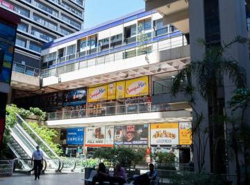 Local comercial · 30m² · Local Varios Rubros Galeria Jardin Venta Permuta