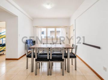 Departamento · 43m² · 2 Ambientes · Venta de Departamento Tres Ambientes, La Perla, Mar del Plata.