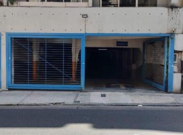 Garage · 12m² · Venta Cochera Bartolome Mitre 1200 con Renta
