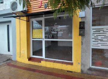Local comercial · 20m² · 1 Ambiente · Local en Alquiler - Villa Italia - 20 m, Ingresa con Garantes con Recibos - Tandil
