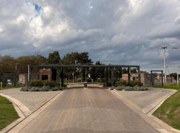 Terreno · 888m² · Lote en Venta en Country San Tomas Pueblo Verde