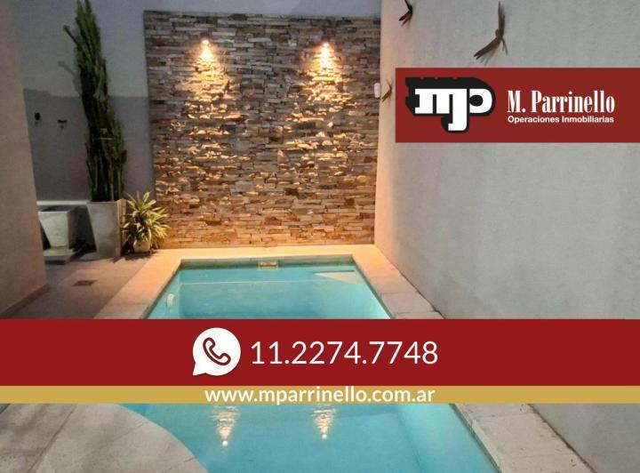 Casa · 129m² · 4 Ambientes · 1 Cochera