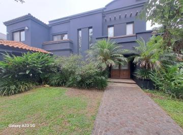 Casa · 300m² · 9 Ambientes · 3 Cocheras · Venta Casa Espectacular Barrio La Alameda, Nordelta