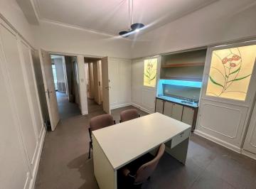 Consultorio · 74m² · 3 Ambientes · 1 Cochera · Recoleta - Consultorio U Oficina en Impecable Estado! 1 Cochera