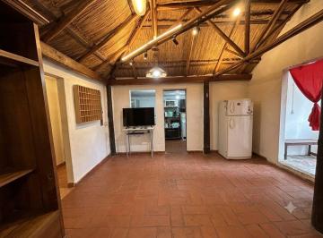 Casa · 70m² · 3 Ambientes · Alquiler Casa 3 Amb. con Pileta Jose C Paz