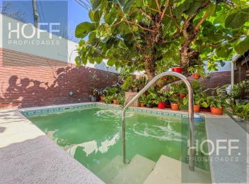 Casa · 224m² · 10 Ambientes · 2 Cocheras · Una Casa en Venta Que Reúne Todo en un Solo Lugar: Hogar, Inversión y Espacio Profesional