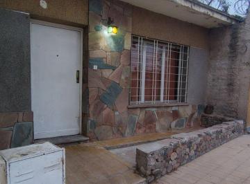 Casa de 5 ambientes, Las Heras · Calle Jacinto Suarez a Una Cuadra del Limite de Ciudad