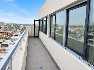 Oficina comercial · 62m² · 1 Ambiente · Moderna Oficina en Alquiler con Balcon Terraza - Zona Macrocentro