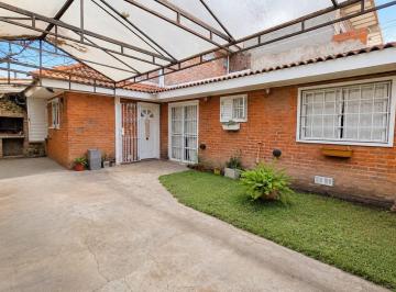 PH · 75m² · 4 Ambientes · 2 Cocheras · PH 4 Ambientes con Cochera Para 2 Autos, Jardin y Parrilla | Excelente Estado | Lomas de Zamora