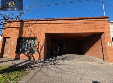 Casa · 400m² · 10 Ambientes · 2 Cocheras · Casa en Zona Mate de Luna