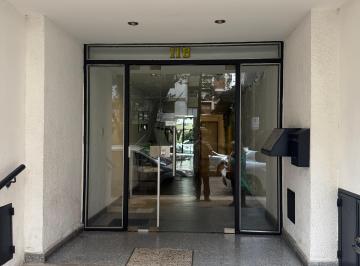 Departamento de 2 ambientes, San Isidro · Luminoso 2 Ambentes Al Frente