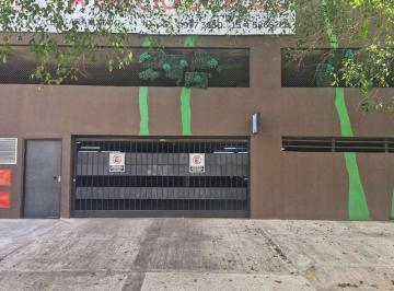 Garage · 18m² · Vta Cochera Fija Cubierta, 1°ss Coch 33, Caballito