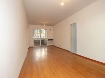 Departamento · 72m² · 4 Ambientes · 1 Cochera · Venta Departamento 4 Amb/colegiales/ Apto Credito