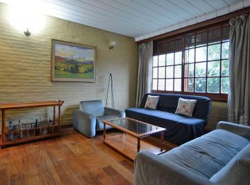 Casa · 250m² · 5 Ambientes · 1 Cochera · Venta Casa Ezpeleta Apto Credito Quincho Parrilla