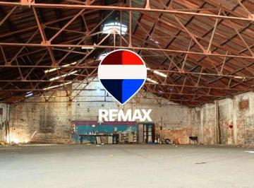 Bodega-Galpón · 800m² · Galpon Playa de Estacionamiento Venta Macrocentro