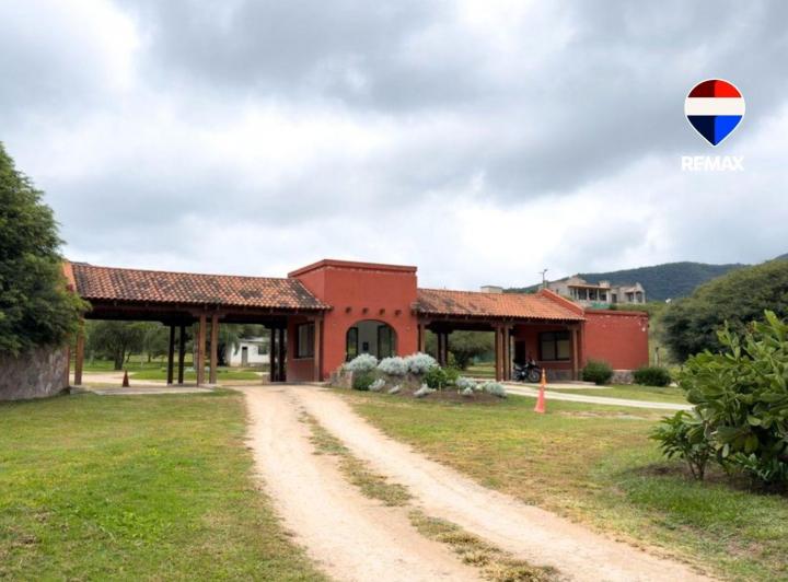 Terreno · 1240m²