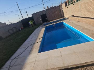 Terreno · 302m² · Venta Terreno con Piscina y Obra Iniciada. Rawson