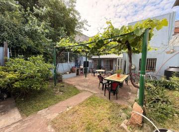 Casa · 170m² · 4 Ambientes · Venta Casa Cochera Quincho Parrilla Villa Raffo