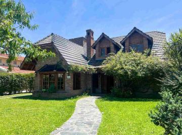 Casa · 131m² · 6 Ambientes · Casa 5 Ambientes La Martona Lote 800 m