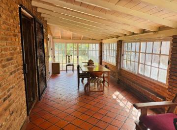 Casa · 193m² · 6 Ambientes · 1 Cochera · Casa en Venta 6 Ambientes La Reja Moreno
