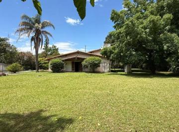 Casa · 170m² · 4 Ambientes · Casa 4 Amb en Venta en Pilar con Pileta - Quincho