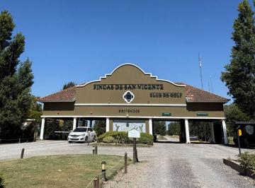Terreno · 2000m² · Lote en Fincas de San Vicente - Club de Golf