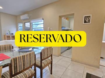 PH de 4 ambientes, Villa Urquiza · PH 4 Ambientes con Patio y Terraza, Renovado Íntegramente.