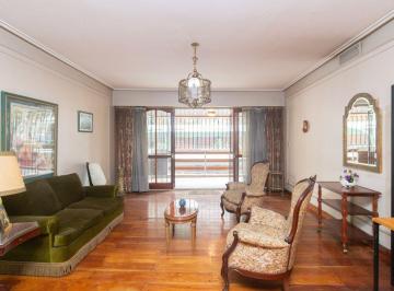 Departamento · 157m² · 4 Ambientes · 1 Cochera · Venta Piso 4 Ambientes y Dep 179 m² Cochera Flores