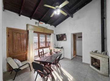 Casa · 120m² · 5 Ambientes · 1 Cochera · Venta Casa 5 Amb Jardin Cochera Padua Merlo
