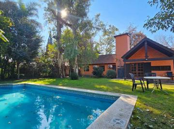 Casa · 163m² · 5 Ambientes · 2 Cocheras · Casa 5 Amb C/ Pileta Parque Leloir Apto Credito
