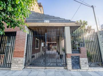 Casa · 166m² · 7 Ambientes · 2 Cocheras · Venta Casa Multifamiliar 6 Ambientes J Leon Suarez