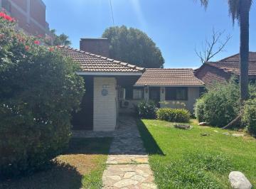 Casa · 250m² · 6 Ambientes · 3 Cocheras · Casa en Venta 6 Ambientes, Pacheco, Tigre.