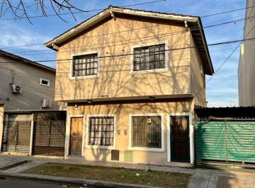 Casa · 81m² · 3 Ambientes · 1 Cochera · Venta Duplex Ciudad Evita