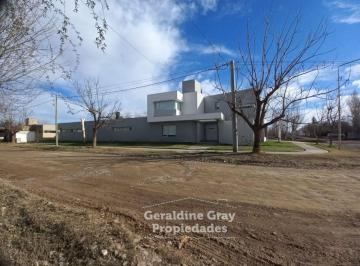 Casa de 4 ambientes, Neuquén · Casa en Venta de 3 Dorm. en El Barrio Bilingüe, Confluencia Rural, Neuquén.