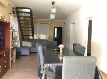 Casa · 180m² · 5 Ambientes · 2 Cocheras · Venta Casa 4 Dorm.