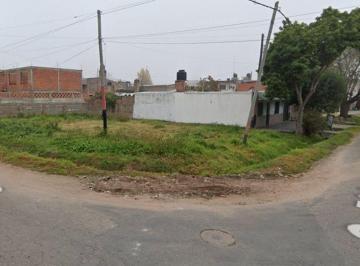 Terreno · 251m² · Venta - Lote en Zona Sur