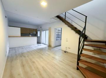 PH · 97m² · 4 Ambientes · Venta - Pasillo Unico en Venta de 3 Dorm.