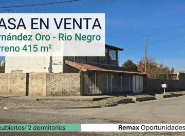 Casa · 116m² · 4 Ambientes · 2 Cocheras · Casa en Venta de 2 Dormi en Esquina Fernández Oro